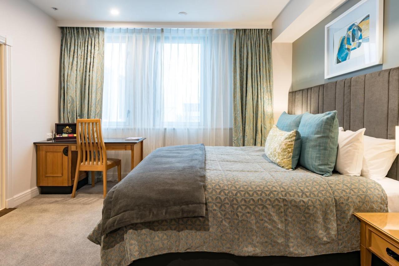 Distinction Christchurch Hotel Экстерьер фото